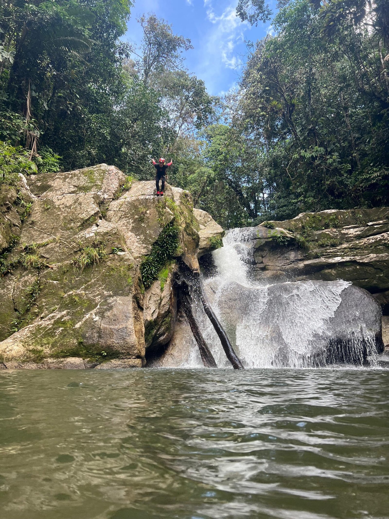 Canyoning los Anillos en San Carlos - Cerca de Medellin - Image 7