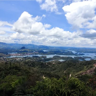 Trincheras de Jose Maria Cordova - Viajando por la historia de Guatape