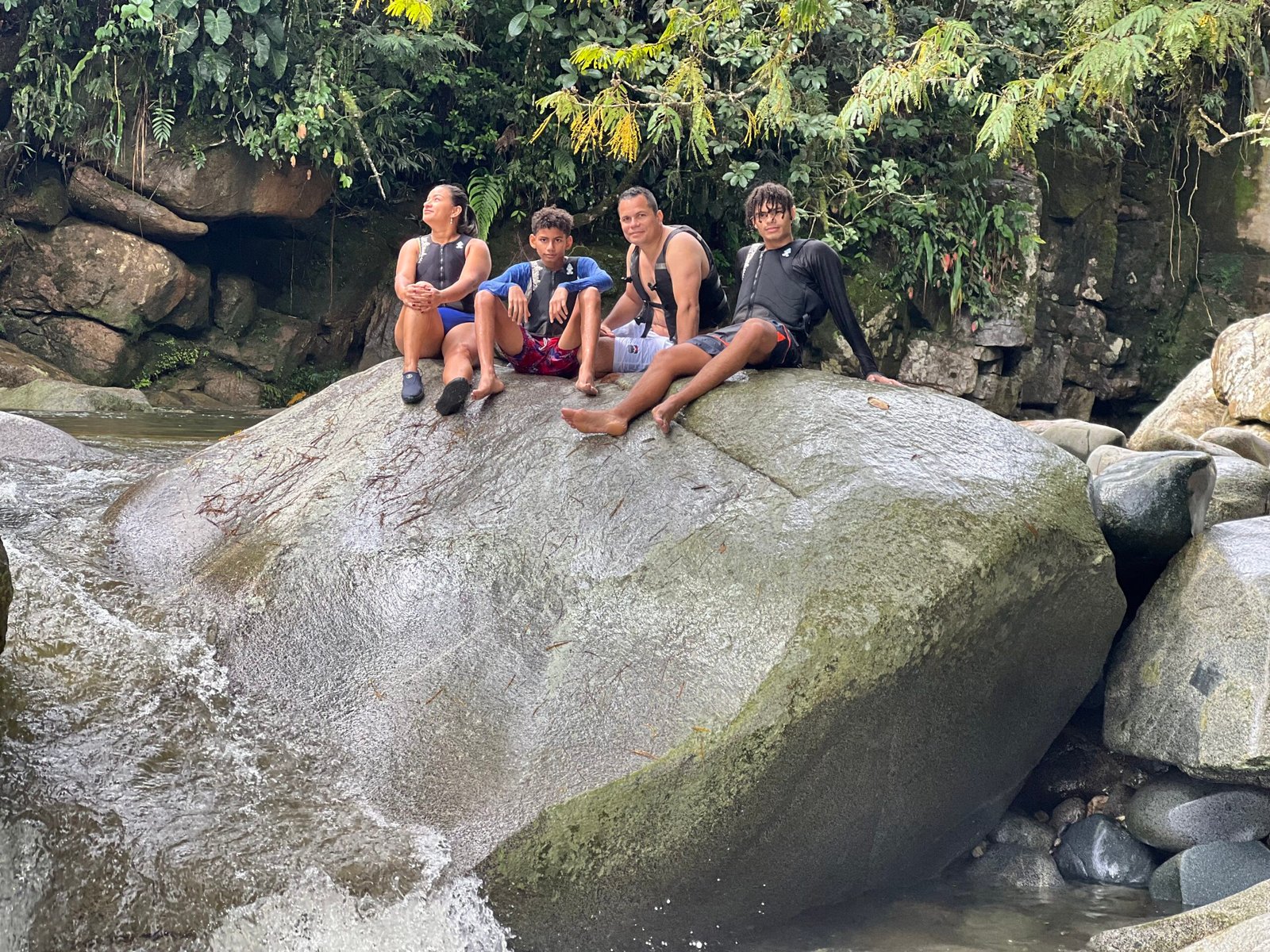 San Rafael a Tu Ritmo con Bosques - Charcos - Cascadas | Tour Desde Medellin a San Rafael - Image 2